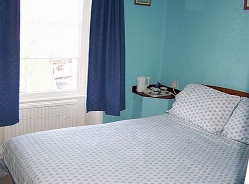 Olivers Guest house Weymouth